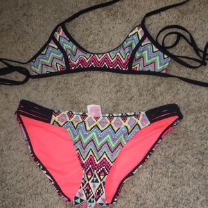 Bikini set never worn
